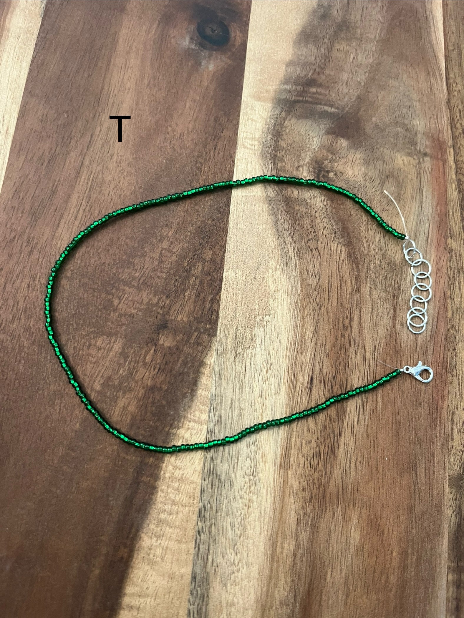 SOLID SHINY DARK GREEN BEADED CHOKER